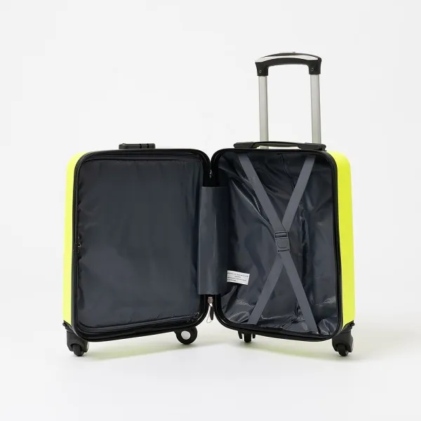 - Чемодан на 4-х колесах 340-619/6