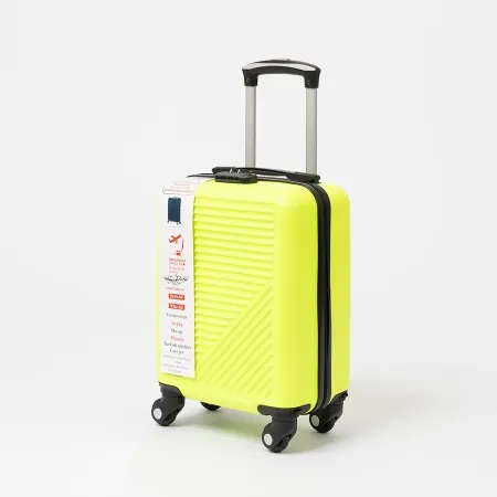 - Чемодан на 4-х колесах (желтый)