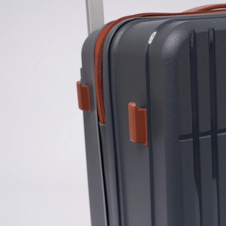 Чемодан Valigetti арт. 3638050-20