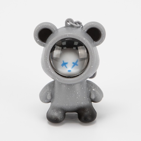 - Брелок (серый)