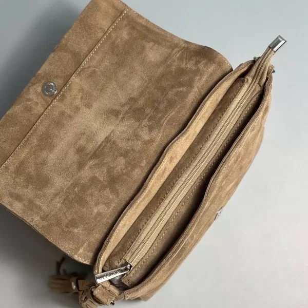 Сумка женская натуральная замша Valigetti арт. 8111077.2 Сумка женская натуральная замша Valigetti арт. 8111077.2